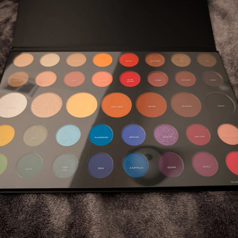 Morphe x James Charles Artistry Palette - Picture 5 of 5